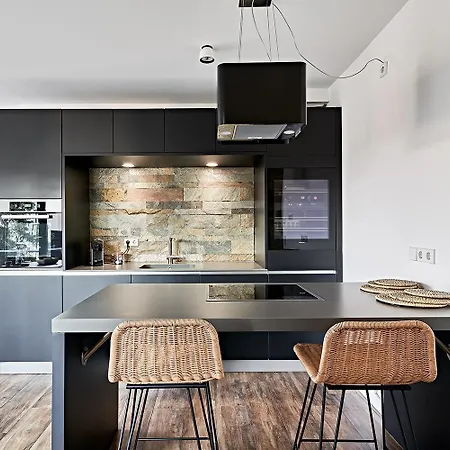 Luxury Lakelove Apartment Uberlingen